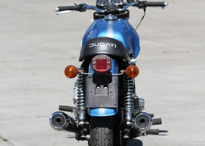 Ducati 860 GTS w Moto Ventus
